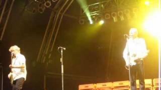 Status Quo - Rock & Roll Music / Bye Bye Johnny - Live @ Rochester Castle 14/07/10