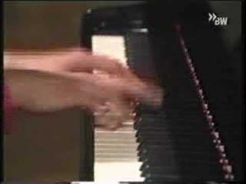 Ravel - Le Tombeau de Couperin (Cecile Licad, 1986) 3/3