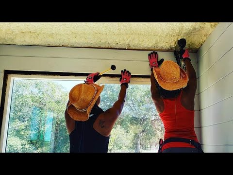 GreenDesert OFFGRID: We finished the walls!