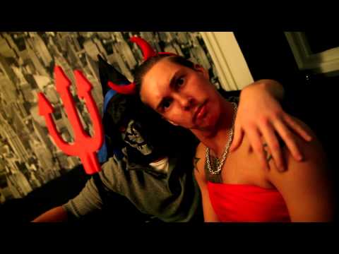 Marley Lima feat. Dani Deep - Desconfianca (Official Vi