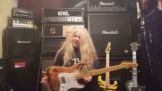 Video thumbnail for Esp/Ltd George Lynch 256 guitar review by Guitar Safari