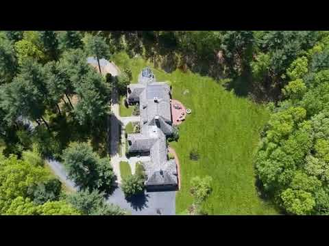 150 Pond Rd, Wellesley, MA - Listed by Amy Mizner, Sheryl Simon