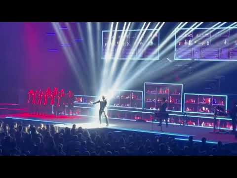 2022 TSO Trans-Siberian Orchestra, Pitt. crowd on its feet for full gospel choir- This Christmas Day