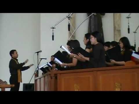 The Greatest of These is Love - Anna Laura Page (Cairana Choir).wmv