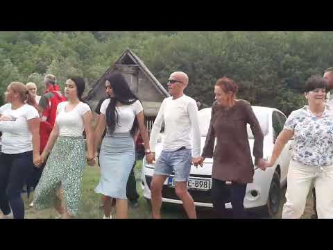 Zapjevajmo brate u duetu naša pjesma sluša se u svijetu