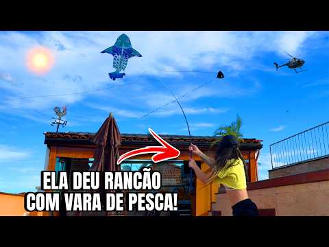 I Cut Down My Neighbor's Kite Using a Fishing Rod and a Giant Carp Kite - Rafa Pipeira do Rancão ...