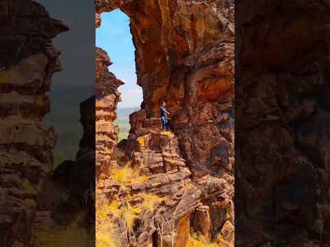O Portal Babaçu é um dos principais monumentos naturais de Babaçulândia, no Tocantins