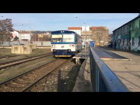 Odjezd motorového vozu ze stanice Praha Smíchov-Na knížecí 10.12.2016