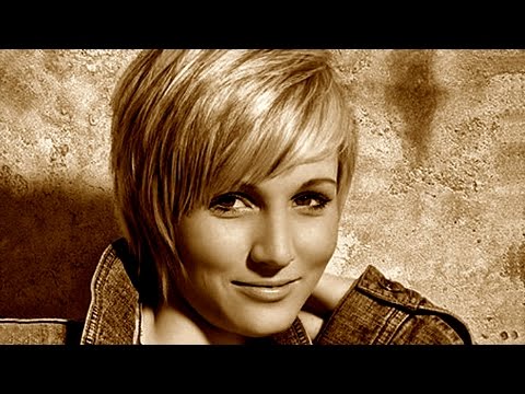 Melissa Naschenweng. Wenn's über' dnocht.