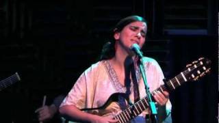 Marta Gomez sings 