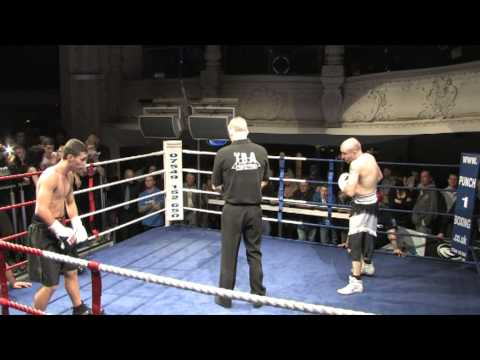 IBA Essex Boxing - Danny Gunn v Marty Kayes - Liquid Nightclub