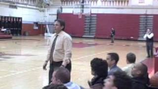 preview picture of video 'Boys basketball: Redwood vs. Salesian'