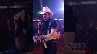 Happy birthday to our social media king, Brad Paisley 🤳#BradPaisley #rodeohouston #rodeo #concert