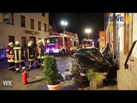 Bad Schwalbach: Autokorso endet mit schwerem Unfall