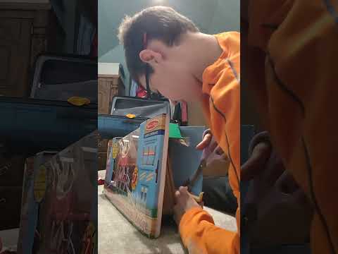 Skyline Suspension Bridge from Melissa & Doug wooden train tracks unboxing