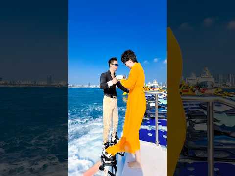 Flyboard ride is so fun😝💃#2171 💦Woman enjoying fly on water #extremesports  #flyboard