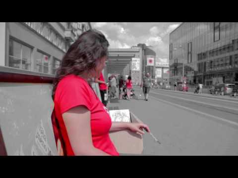 Staré pušky - Holka s papírovou krabicí - oficiální verze