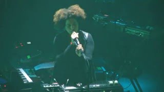 Massive Attack - Psyche feat. Martina Topley-Bird Live @ O2 Brixton 04/02/2016