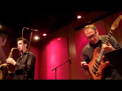 Eric Marienthal and Chuck Loeb perform Plain and Simple Live at Spaghettinis