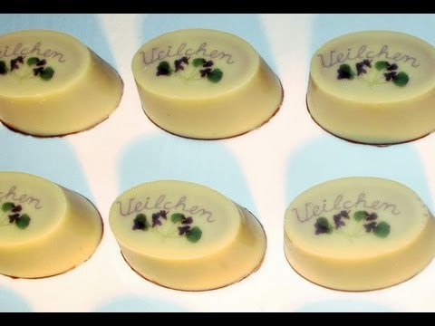 Mit dem € 98.00 Drucker Pralinen individuell bedrucken mit Lebensmittelfarben
