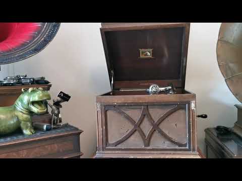 Sweet Leilani - Bing Crosby and Lani McIntire & His Hawaiians - HMV 130 Gramophone - Brunswick 78rpm