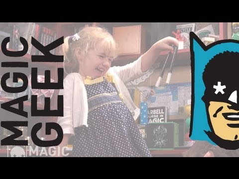 Voir la vidéo de Baguette Qui Se Casse - Break Away Wand