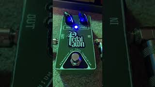 Video thumbnail for Pedal Pawn germanium CV-7003 Fuzz by Kevin Bryant