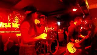 3 Wise Monkeys -|- Let's Dance - Ex's &amp; Oh's - I Think We're Alone Now