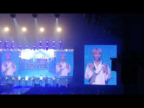 Stray kids in Moscow