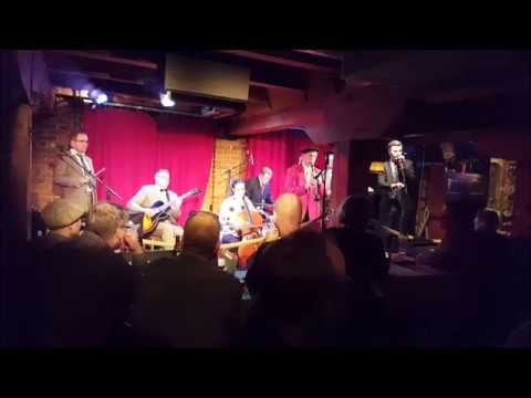 Jahnukaiset ja Janne Laurila: Anarchy in the UK