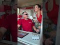 Jenny Schaut Beim Kinderkarussell Chef Am Golser Volksfest Vorbei