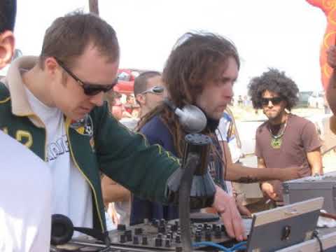 Mandalavandalz - The Field