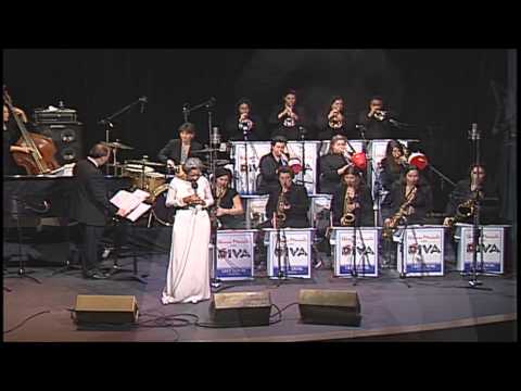 Nancy Wilson with the Diva Orchestra