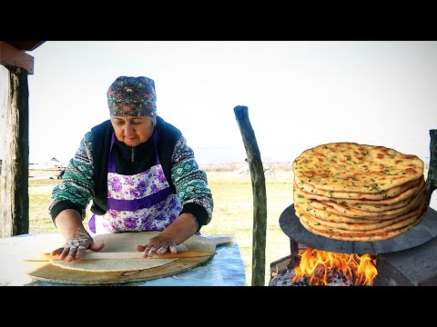 Soft Turkish Flatbread Recipe - No Kneading! No Oven