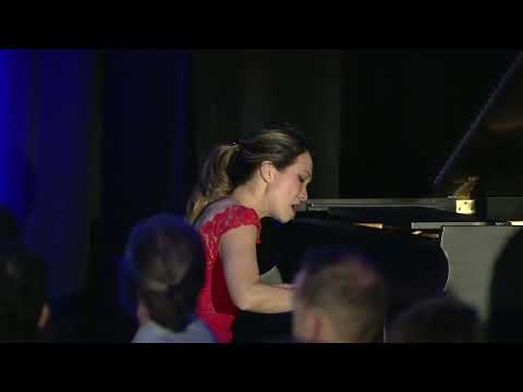 Dr Quynh Nguyen - Pianist