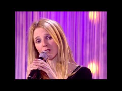 Sandrine Kiberlain & Camille Bazbaz - "Loin derrière" - Fête de la Chanson Française 2006