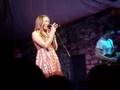 Colbie Caillat out of my mind Live 