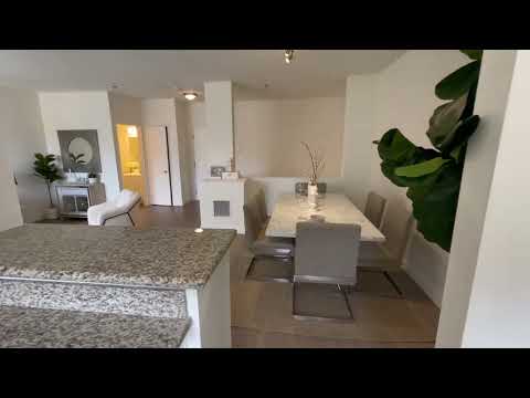 PL10163 - Stunning 2 Bedroom + 2 Bath Luxury Townhouse in Studio City For Rent!