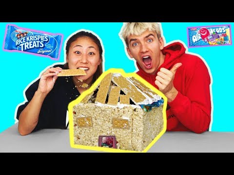 DIY EDIBLE BOX FORT!! (YOU CAN EAT 🍫)