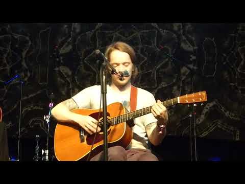 Billy Strings "Salt Creek/Old Joe Clark"  Doc Watson Set