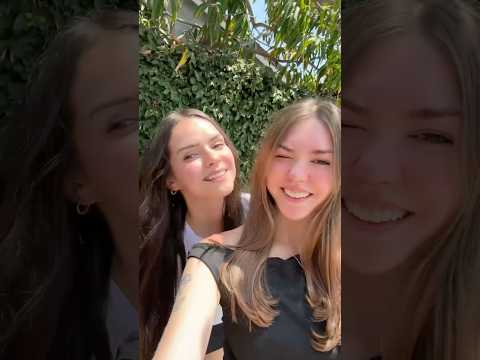 GUESS WHO! 💙🩷 @KikiBloxx  #evesroblox #youtubeshorts #youtube #sisters #duo #evesandkiki