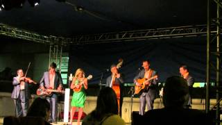 Rhonda Vincent and The Rage - Sweet Summertime