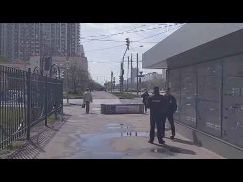 Москва, самоизоляция. Сколько людей на улицах и в парках. Посмотрим вместе / Арстайл /