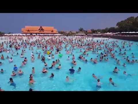 Siam Park artificial wave ! Tenerife Water Park 4K Ultra HD
