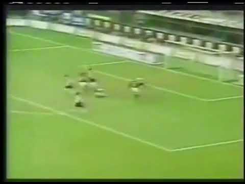Kaká (Milan) - 28/01/2004 - Milan 2x1 Siena - 1 gol