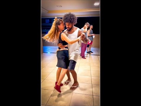 Pia Ovalle e Bernard Bento - Forro Roots