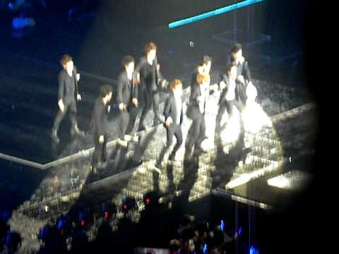 120310 SUPER SHOW4 in MACAU-Wonder Boy + Rokkugo