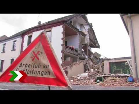 Explosion in Oberhausen - Doppelhaus fliegt in die Luft