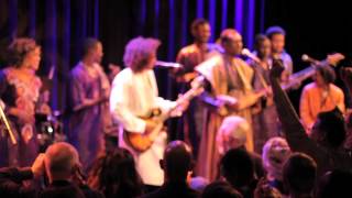 MUSIC FOR MALI: Bassekou Kouyate ft. Tamikrest for peace in Mali.mov