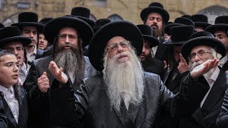 האדמו''ר מצאנז בחלאק'ה לנינו במירון | Sanz Rebbe of at the chalakah ceremony for his great grandson